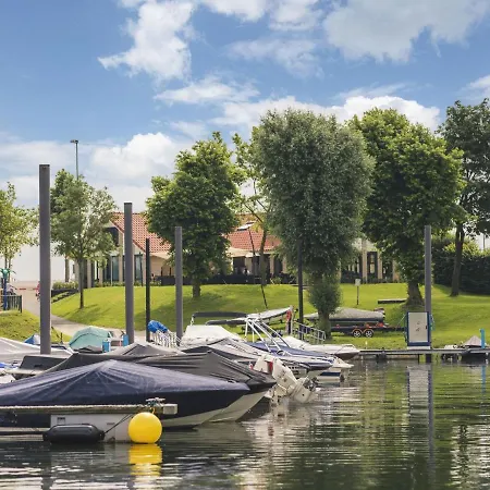 Luxurious Holiday On The Water In The Betuwe * Maurik